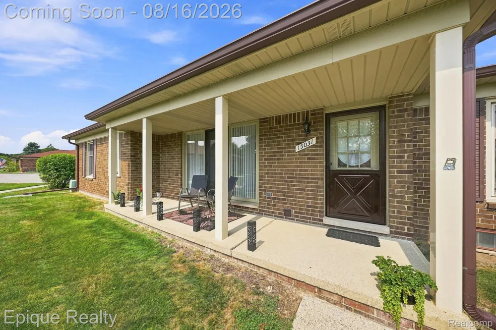 15031 Pilgrim Court Shelby Charter Township, MI 48315