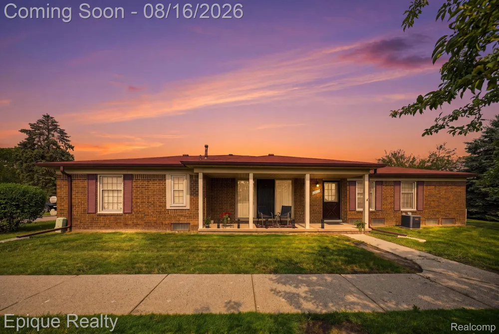 15031 Pilgrim Court Shelby Charter Township, MI 48315