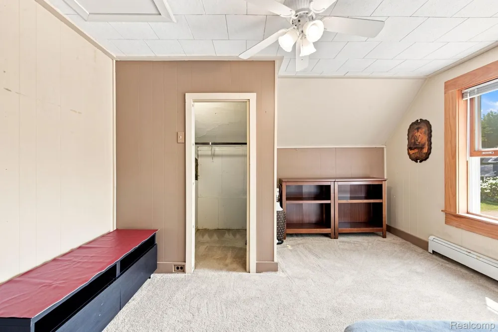 79 Dennison Street Oxford Village, MI 48371