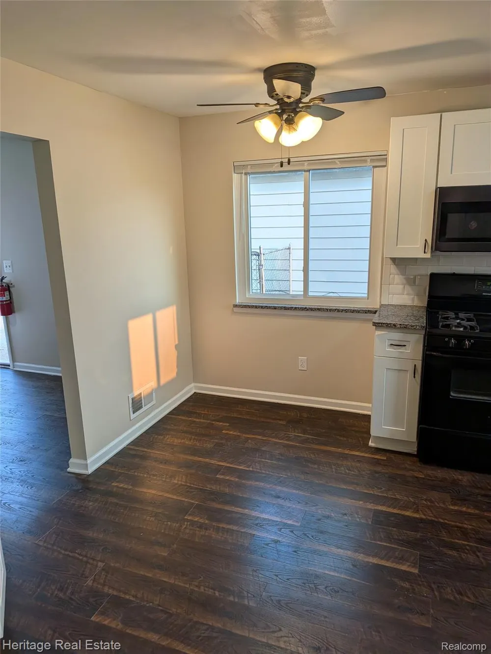 30760 Palmer Boulevard Madison Heights City, MI 48071