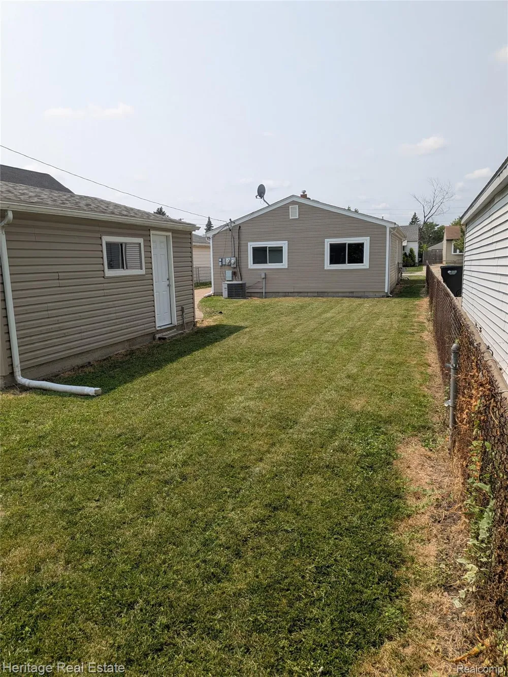 30760 Palmer Boulevard Madison Heights City, MI 48071