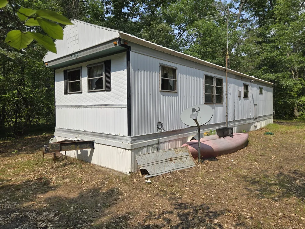 5140 S Kings Highway Cherry Valley Township, MI 49623