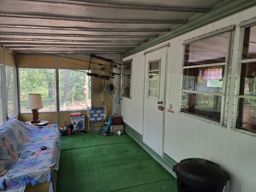 5140 S Kings Highway Cherry Valley Township, MI 49623