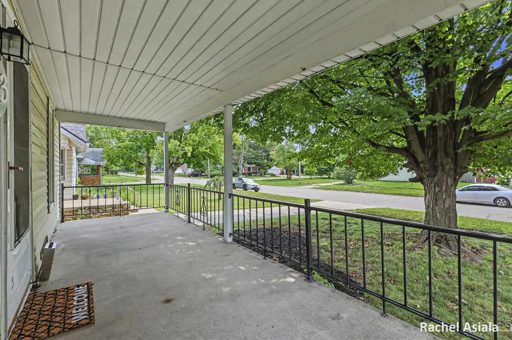 143 Murray Street SE Kentwood City, MI 49548