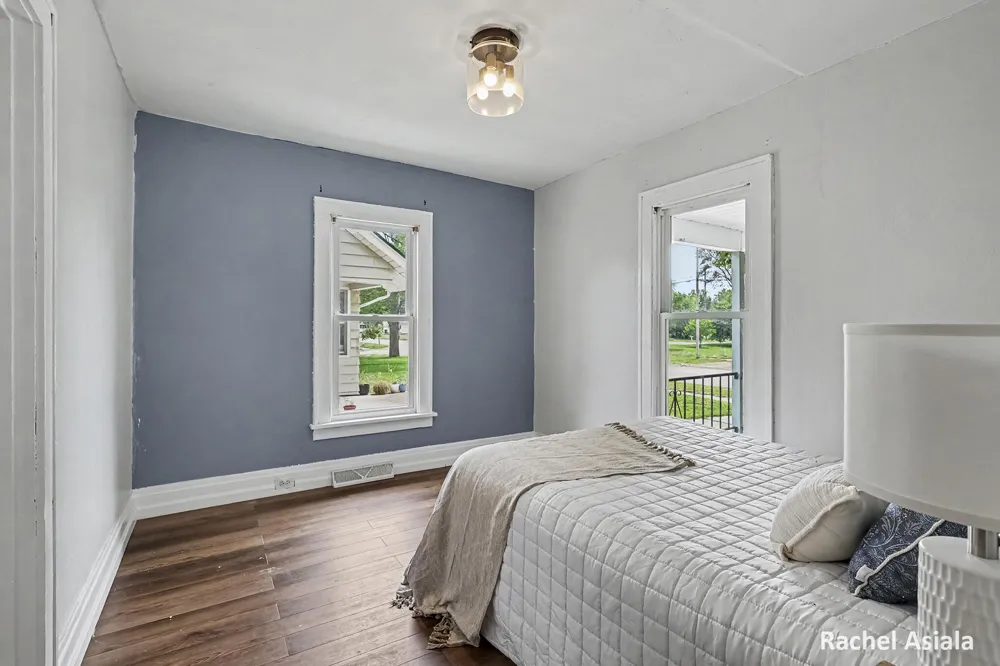 143 Murray Street SE Kentwood City, MI 49548