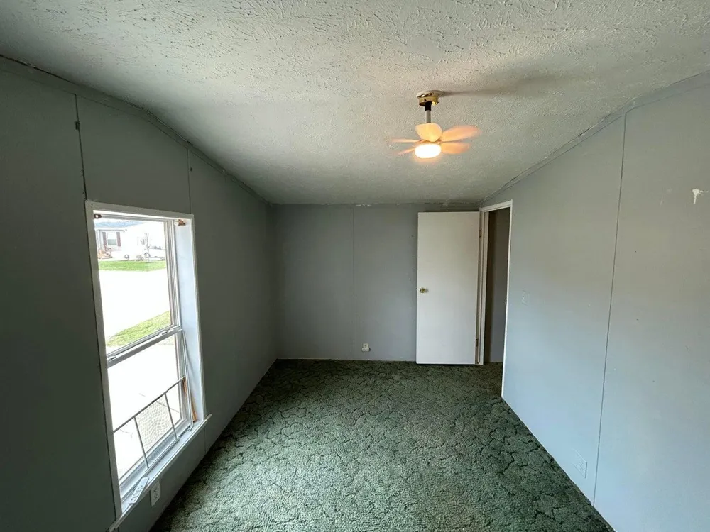 4483 Ilium Lane Walker City, MI 49534