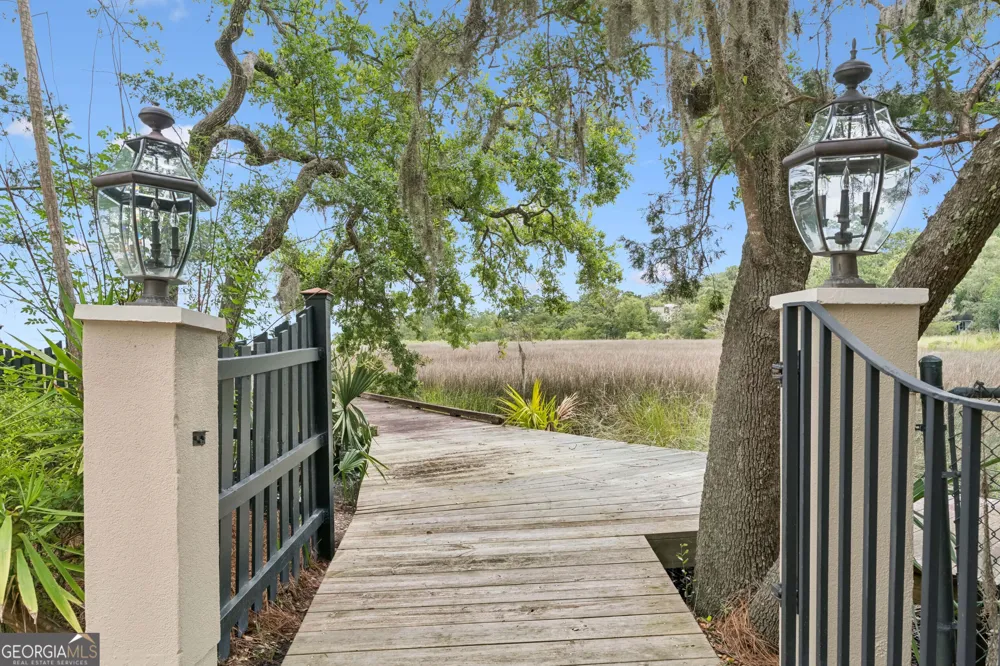 423 Mimosa DR St. Simons, GA 31522
