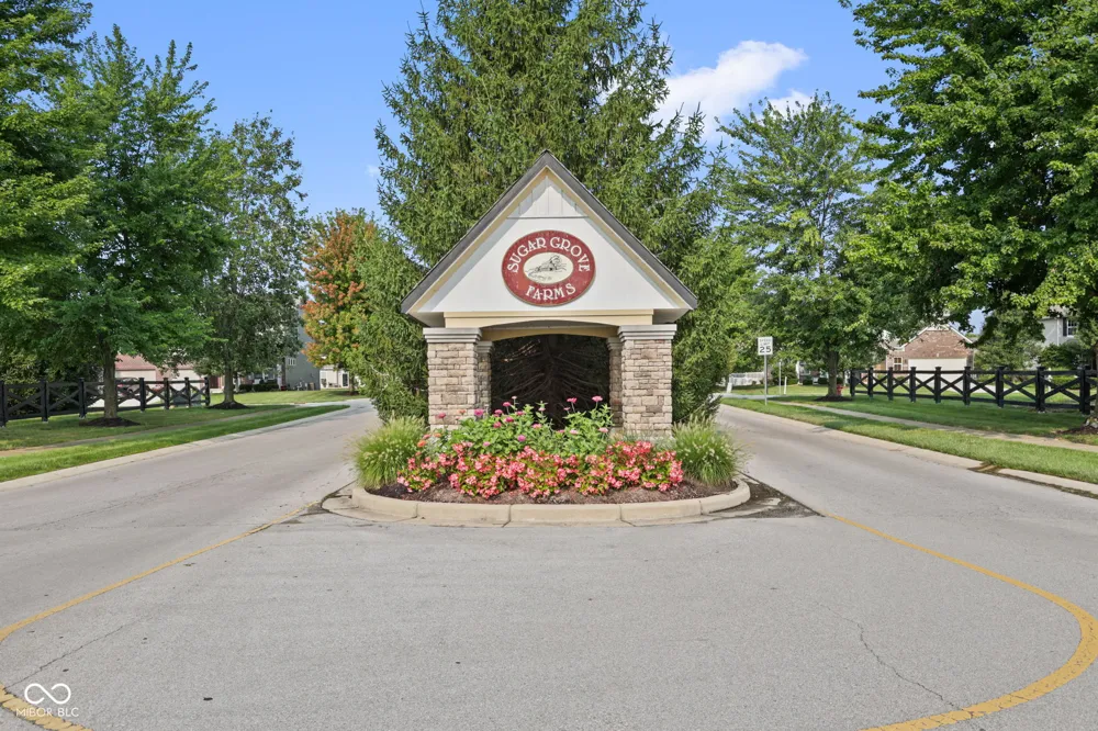5976 Chazimal Street Plainfield, IN 46168