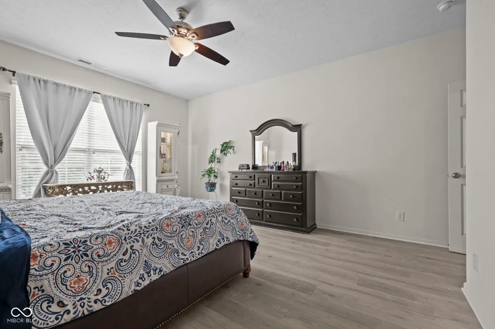 5976 Chazimal Street Plainfield, IN 46168