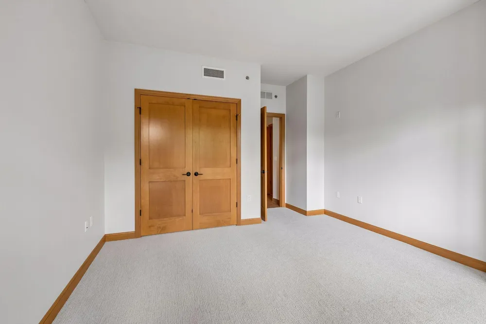 4201 Sunset Drive #N321 Spring Park, MN 55384