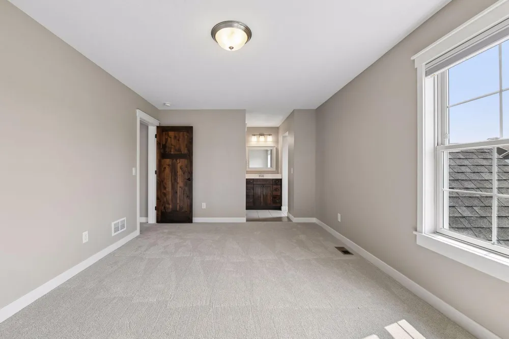 2444 Woods Drive Victoria, MN 55386