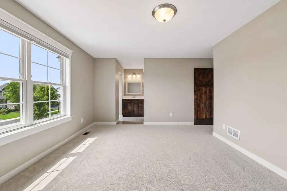 2444 Woods Drive Victoria, MN 55386