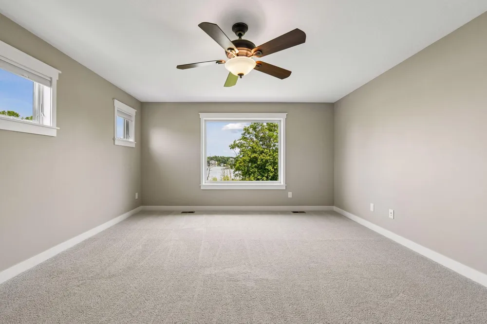 2444 Woods Drive Victoria, MN 55386