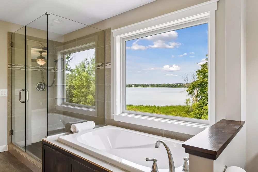 2444 Woods Drive Victoria, MN 55386