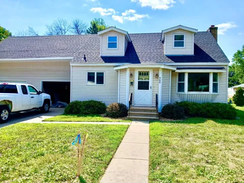 900 2nd Street