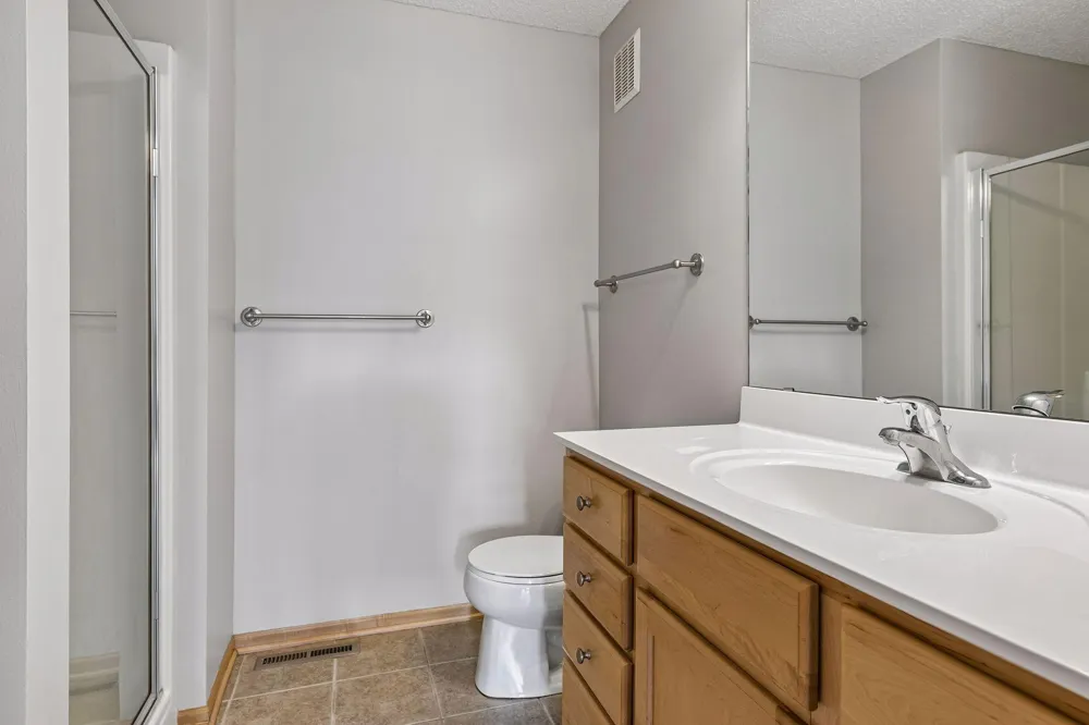 9122 Fox Court Victoria, MN 55386