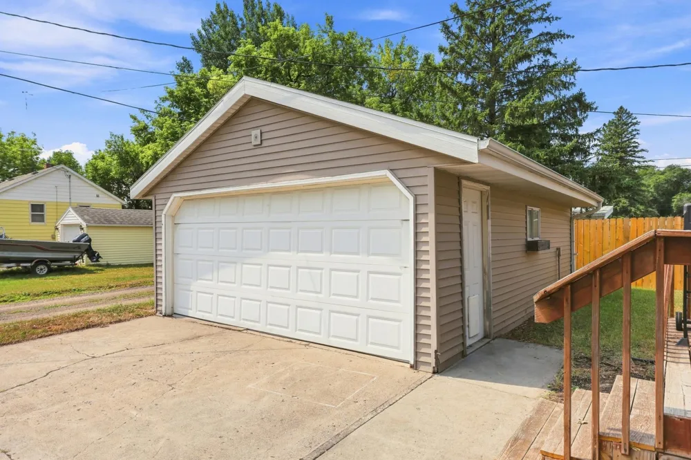 202 1st Avenue SW Dilworth, MN 56529