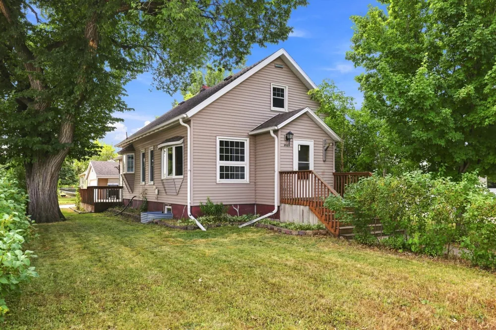 202 1st Avenue SW Dilworth, MN 56529
