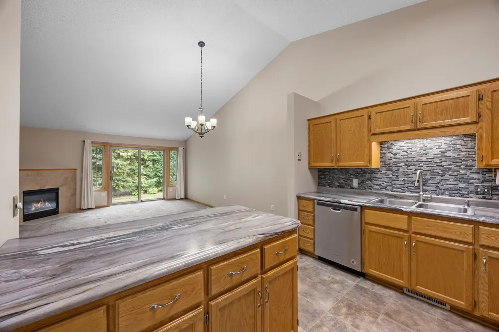 27699 Woodland Drive Chisago City, MN 55013