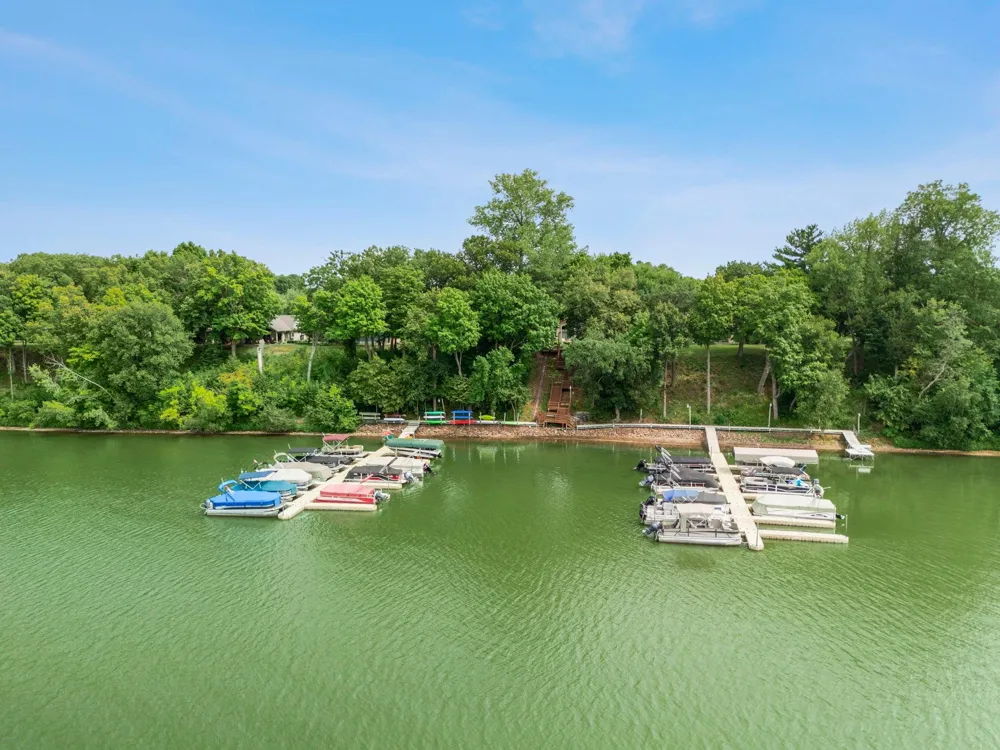 27699 Woodland Drive Chisago City, MN 55013