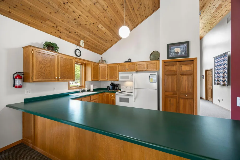27699 Woodland Drive Chisago City, MN 55013