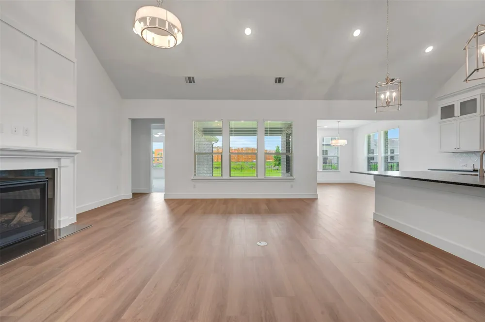 912 Wood Duck Court Heath, TX 75126