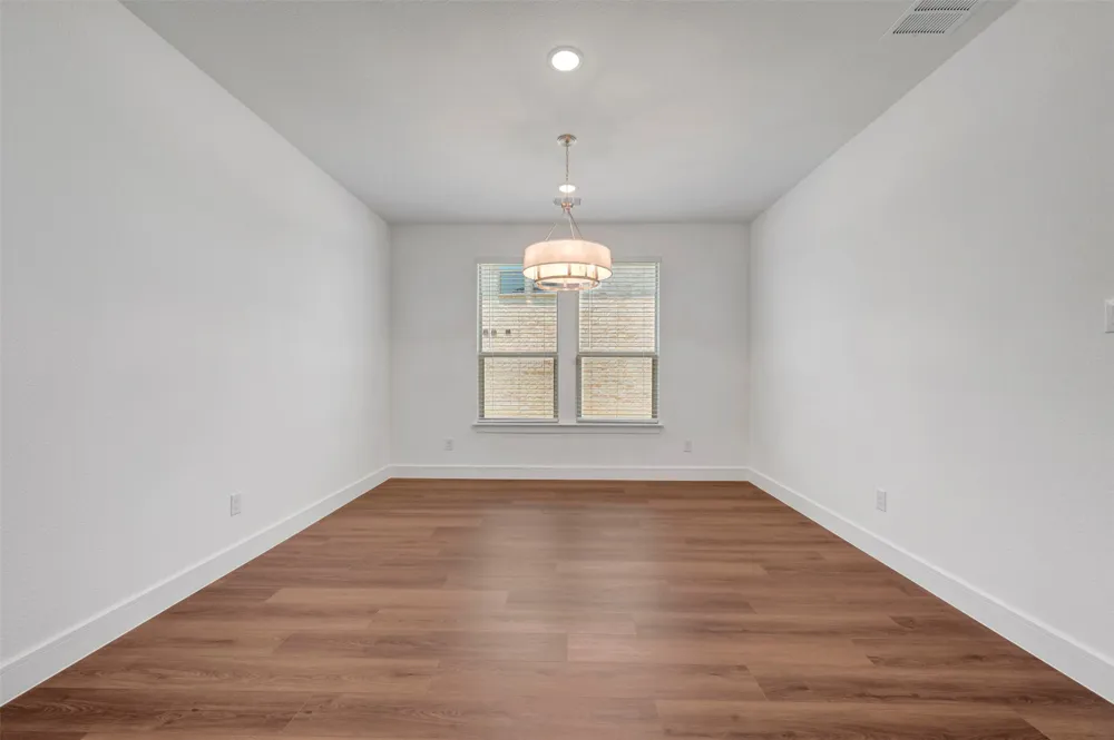 912 Wood Duck Court Heath, TX 75126