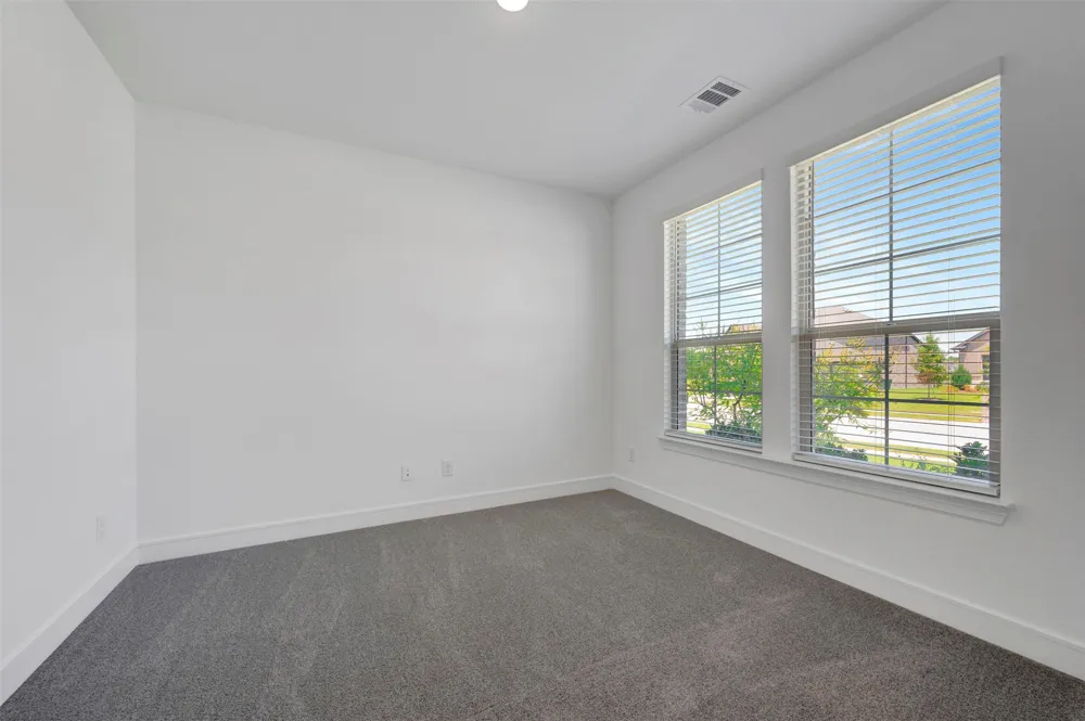 912 Wood Duck Court Heath, TX 75126