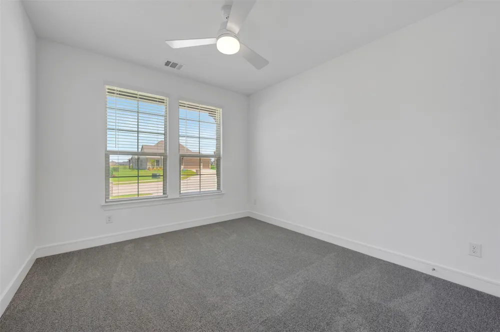 912 Wood Duck Court Heath, TX 75126