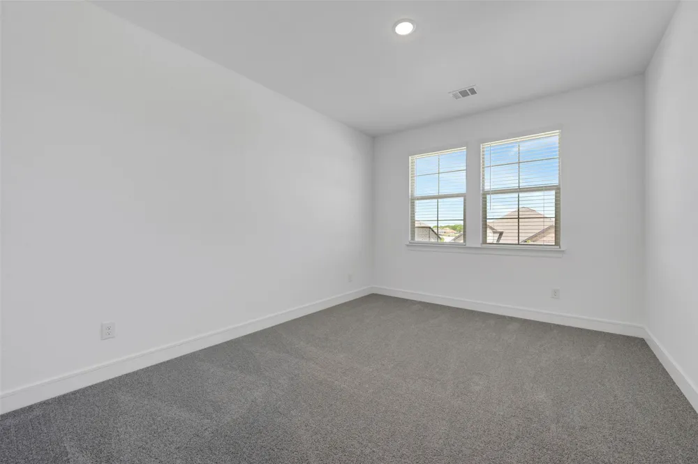 912 Wood Duck Court Heath, TX 75126