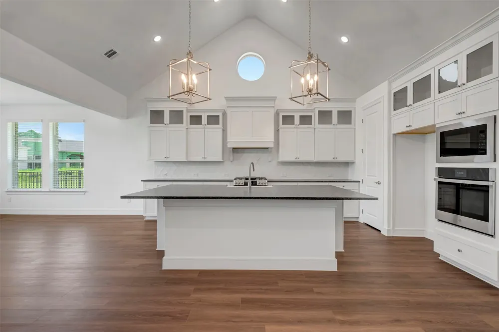 912 Wood Duck Court Heath, TX 75126
