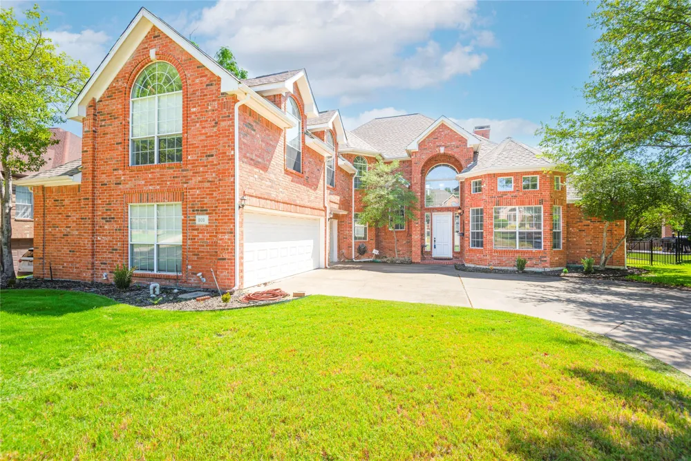 909 Hills Creek Drive McKinney, TX 75072