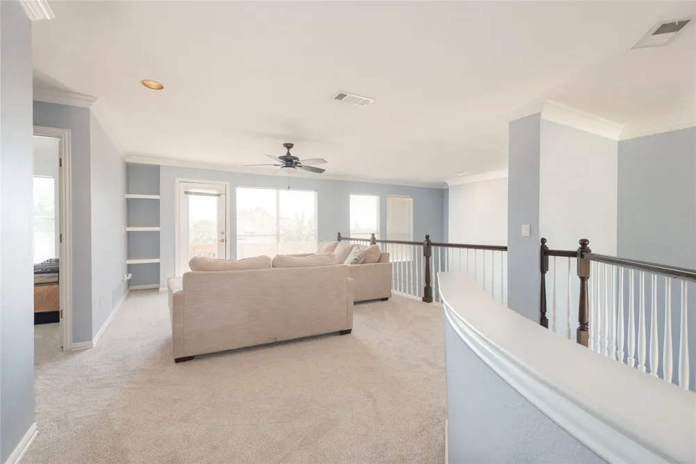 909 Hills Creek Drive McKinney, TX 75072