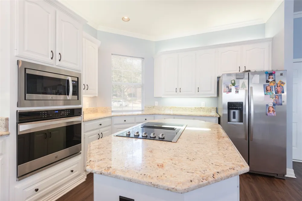 909 Hills Creek Drive McKinney, TX 75072