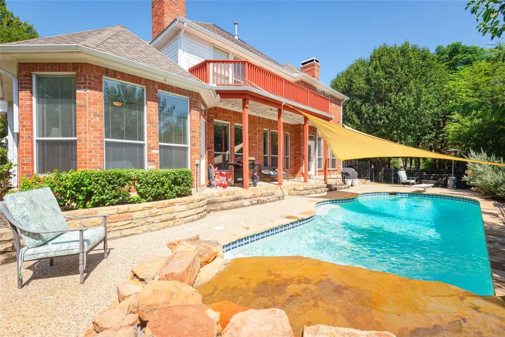 909 Hills Creek Drive McKinney, TX 75072