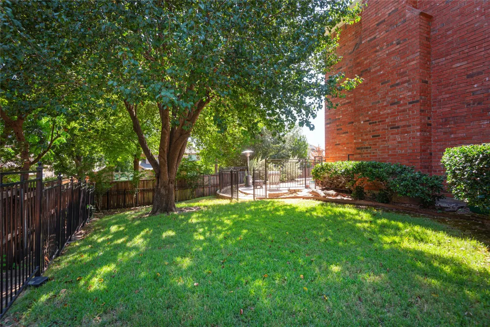 909 Hills Creek Drive McKinney, TX 75072