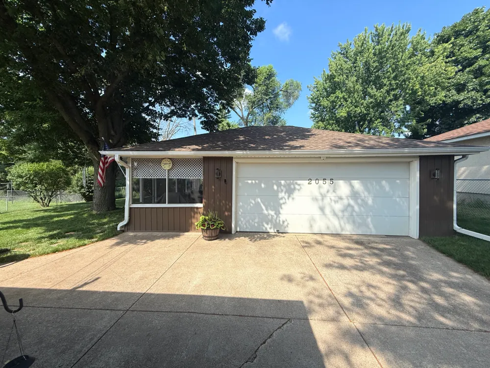 2055 English Street Maplewood, MN 55109