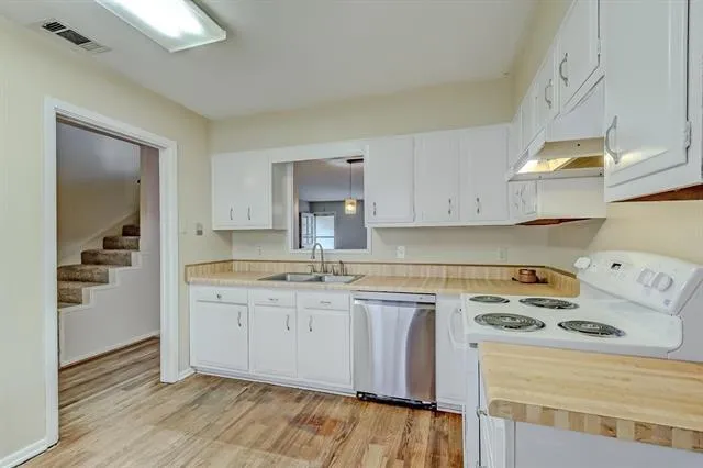 537 Longmeadow Street Beaumont, TX 77707