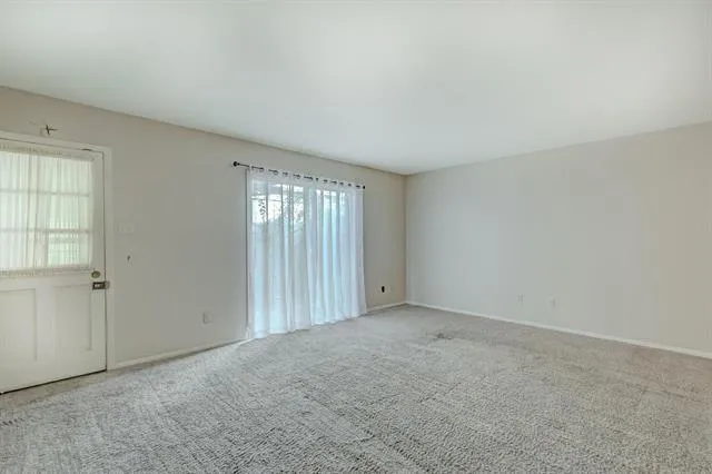 537 Longmeadow Street Beaumont, TX 77707