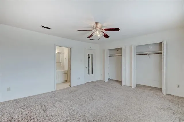537 Longmeadow Street Beaumont, TX 77707