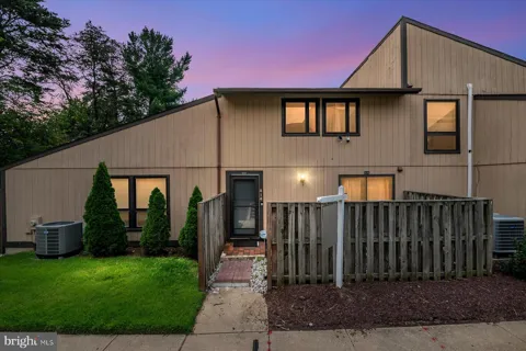 516 WEST COURT