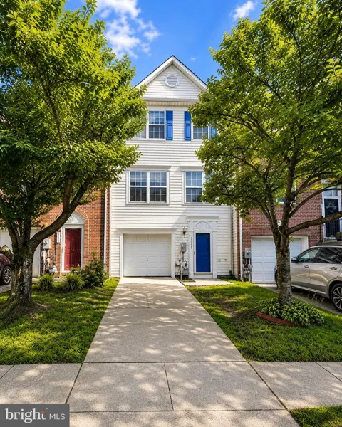 3335 HOLLOW COURT