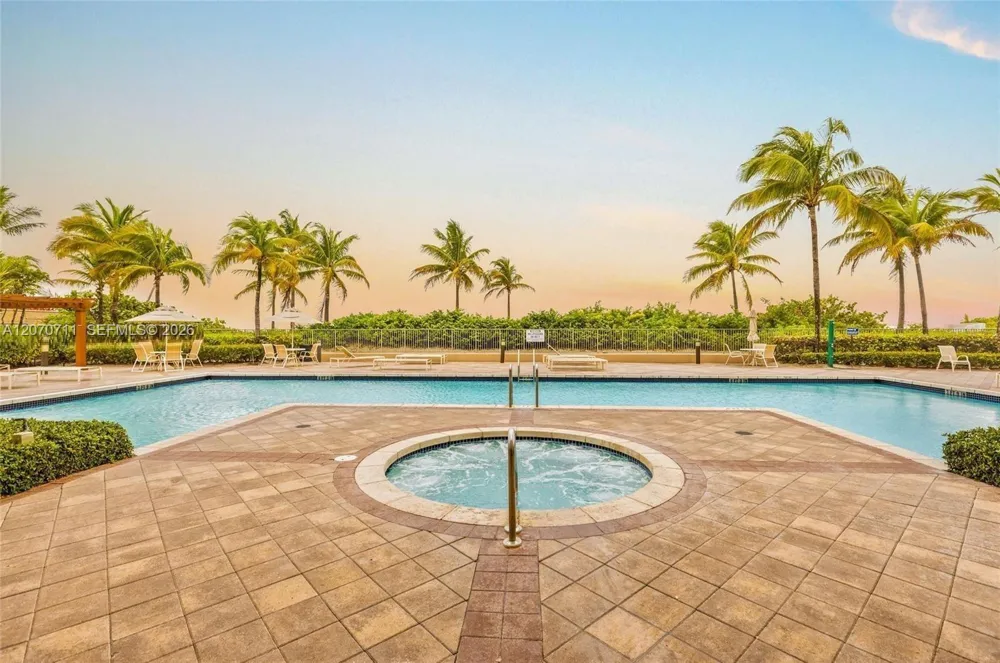 2080 S Ocean Dr #MPH09 Hallandale Beach, FL 33009