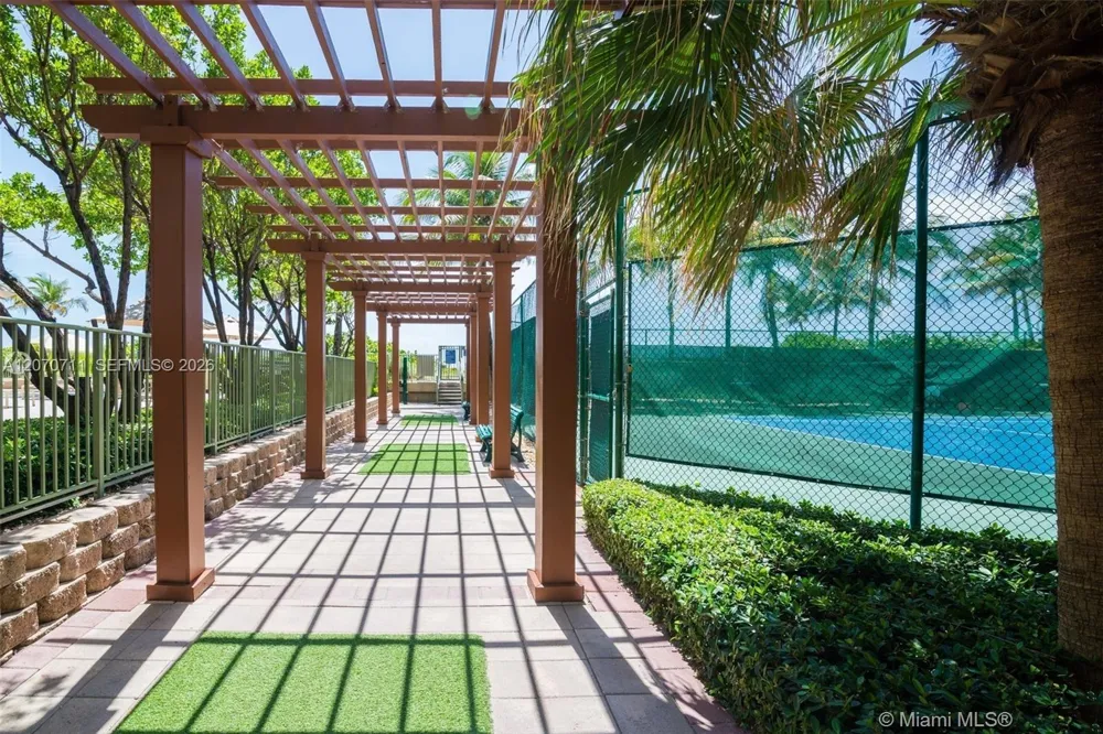 2080 S Ocean Dr #MPH09 Hallandale Beach, FL 33009