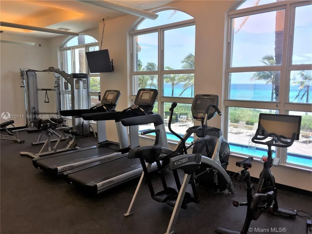 2080 S Ocean Dr #MPH09 Hallandale Beach, FL 33009