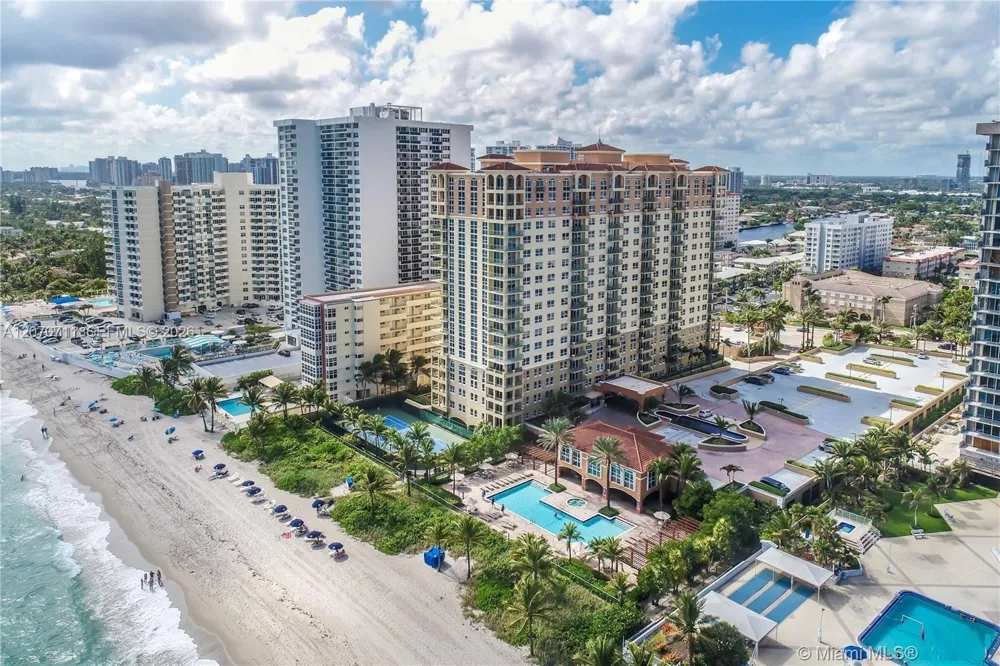 2080 S Ocean Dr #MPH09 Hallandale Beach, FL 33009