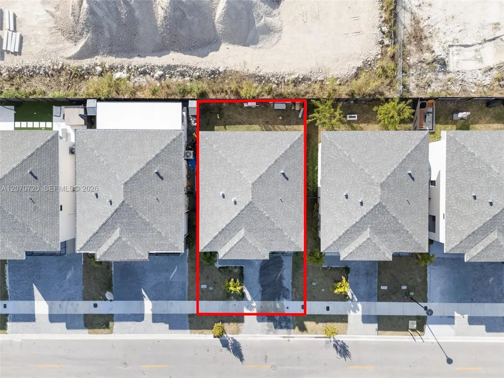 209 NW 13th Pl Florida City, FL 33034