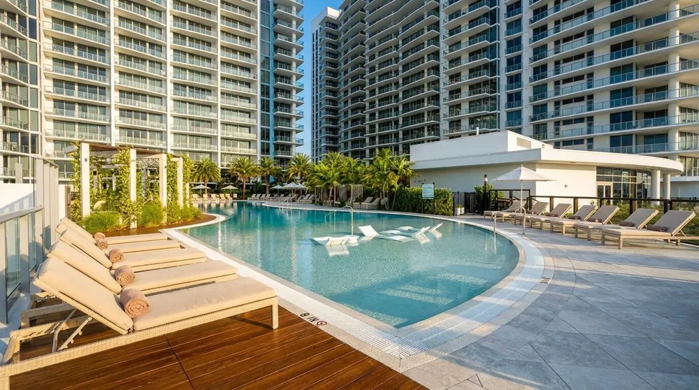 220 Lake Shore Drive #2009 Lake Park, FL 33403