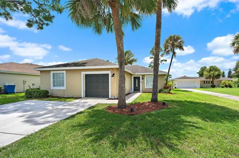 5483 Club Circle