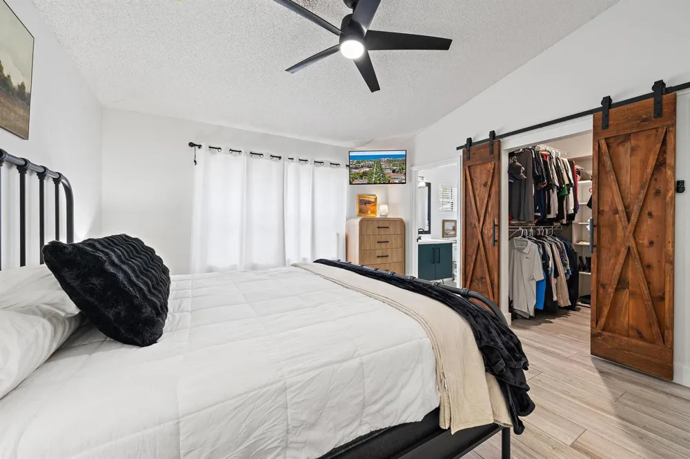 5483 Club Circle Haverhill, FL 33415